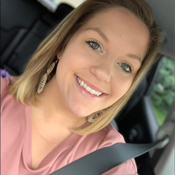 Meet your Posher, Bethany - Picture 6 of 6